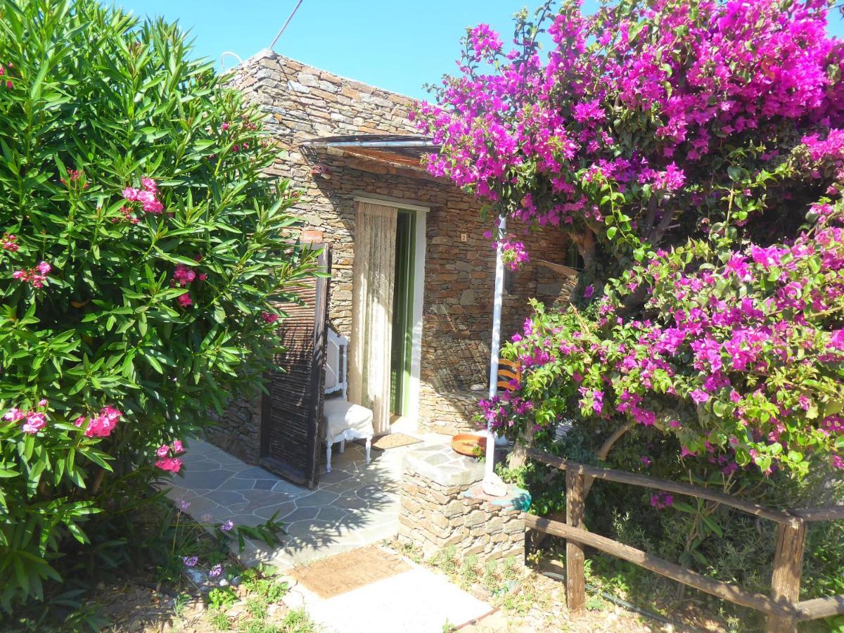 Aparthotel Το Κατἑ Artemonas Exterior foto