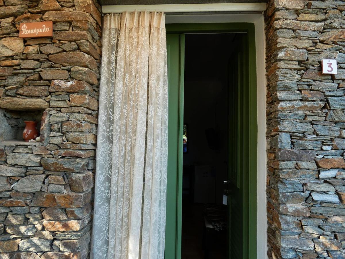 Aparthotel Το Κατἑ Artemonas Exterior foto