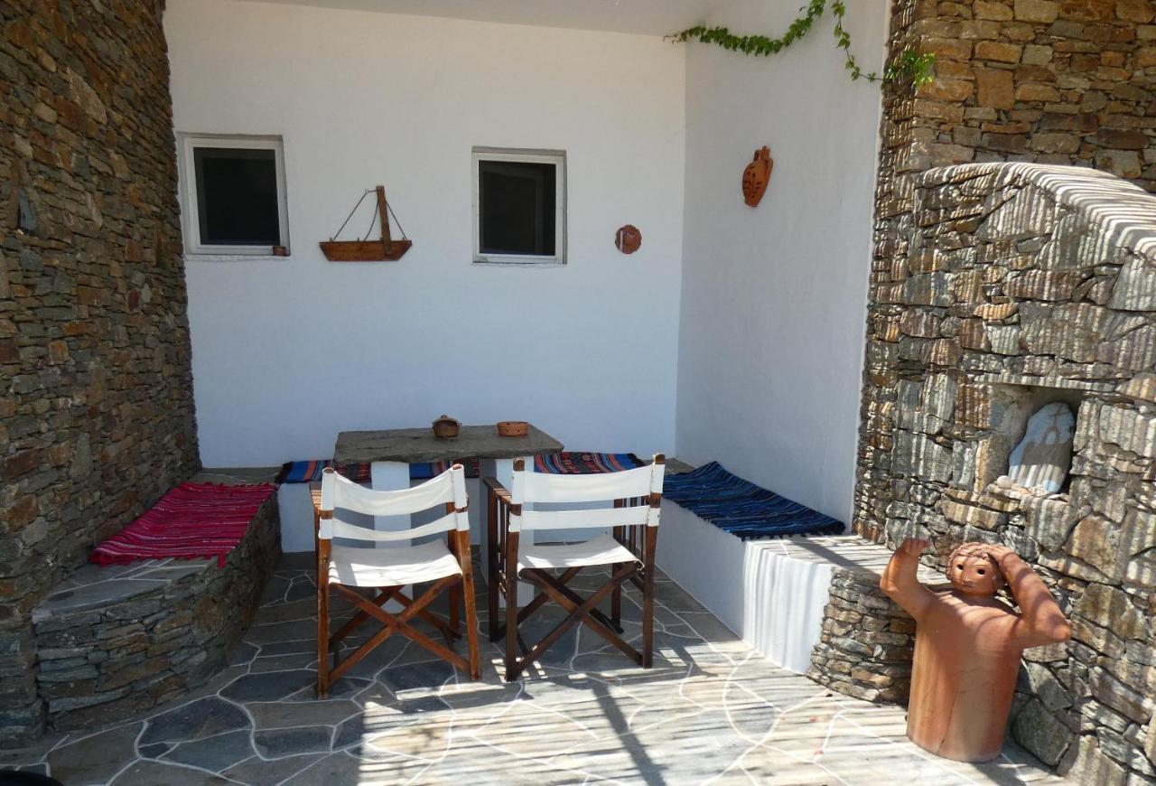 Aparthotel Το Κατἑ Artemonas Exterior foto
